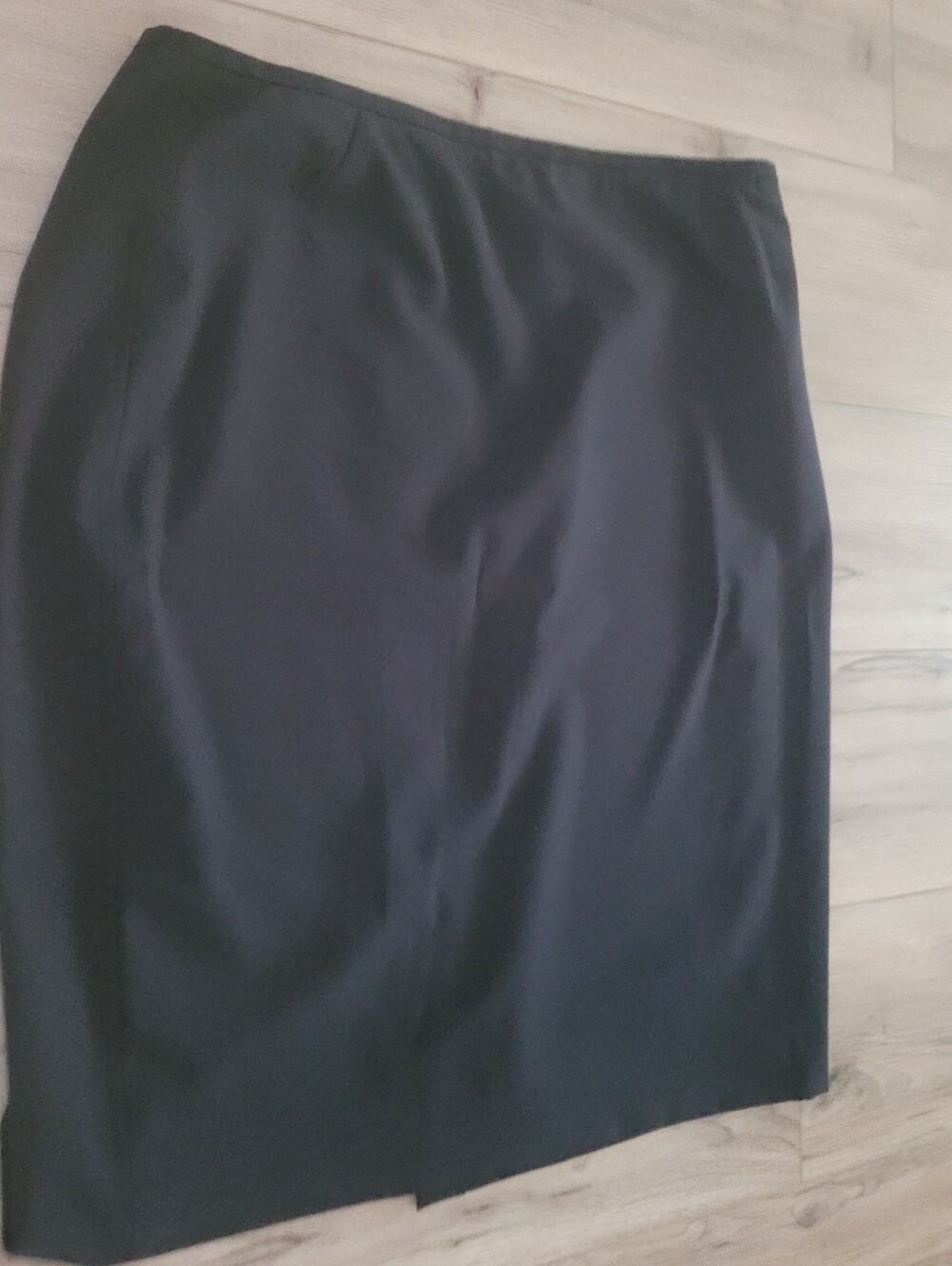 Lafayette 148  New York Size 14 Black Pencil Skirt Preowned.